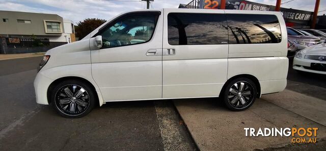 2005 NISSAN ELGRAND (NO BADGE)  -