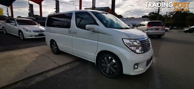 2005 NISSAN ELGRAND (NO BADGE)  -