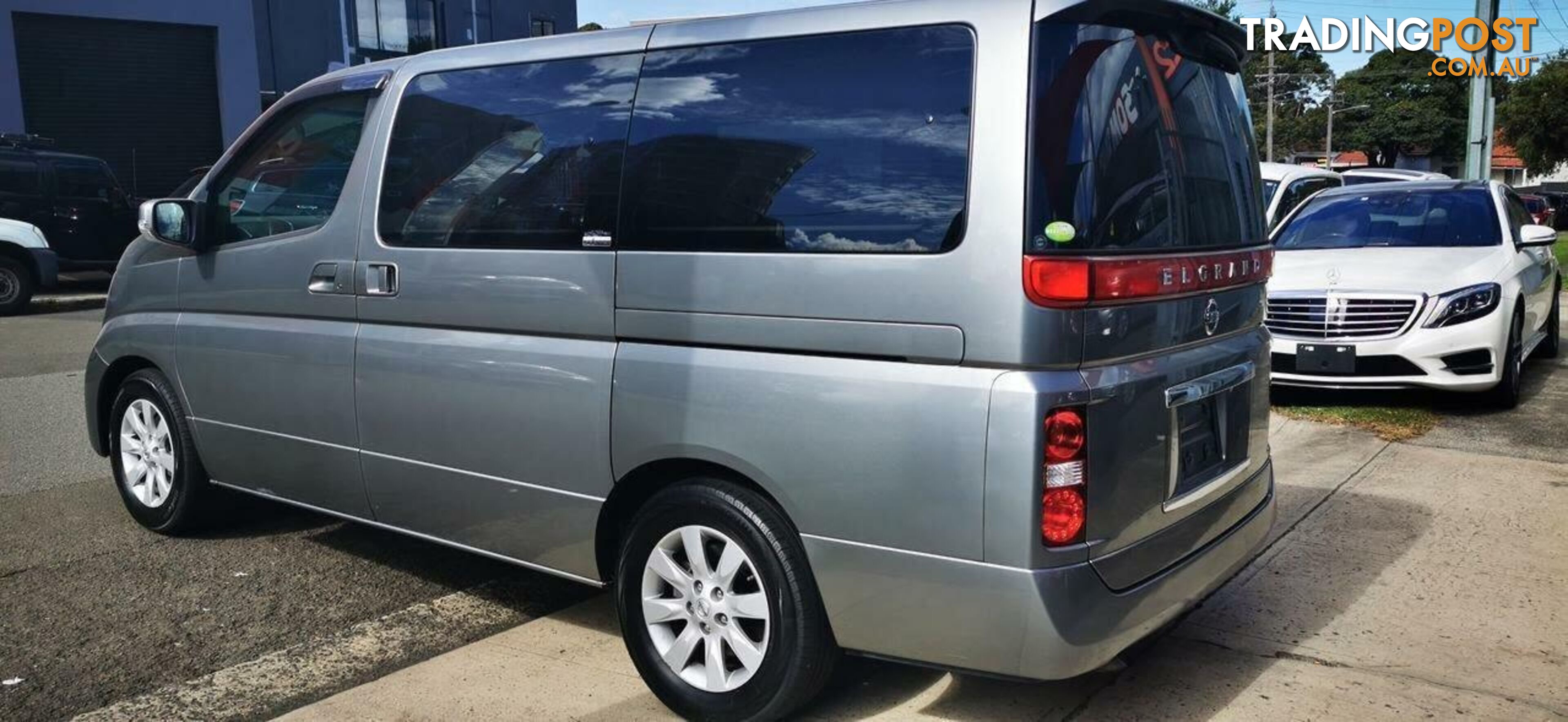 2005 NISSAN ELGRAND X  -