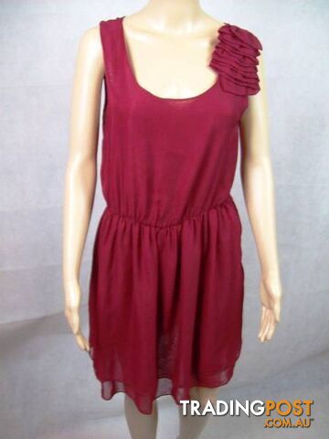 New Women's Ajoy Party Dress With Shoulder Ruffle - Red -Size 10