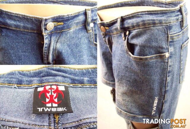 Tweak Straight Leg Stretch Jeans with Buckled Thigh Openings S10 - photo 4 of 5