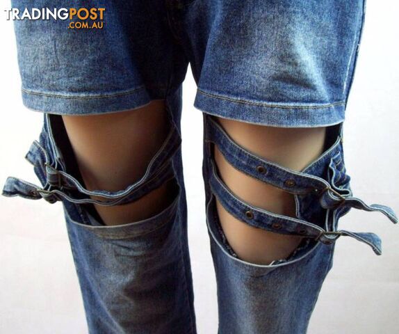 Tweak Straight Leg Stretch Jeans with Buckled Thigh Openings S10 - photo 2 of 5