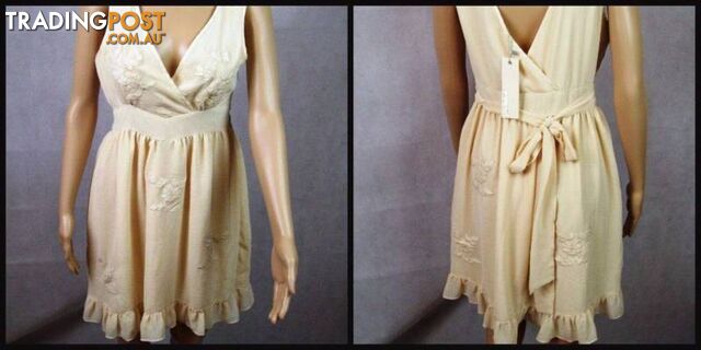 New Women's Lily WhyT Sleeveless Dress - Floral Cream - Size 10
