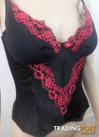 Authentic Bassoni Lingerie Red and Black Corset - Size 10DD - photo 3 of 6