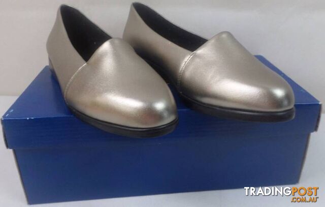 New Womens Diana Ferrari Supersoft Leather Shoes - Pewter Size 8