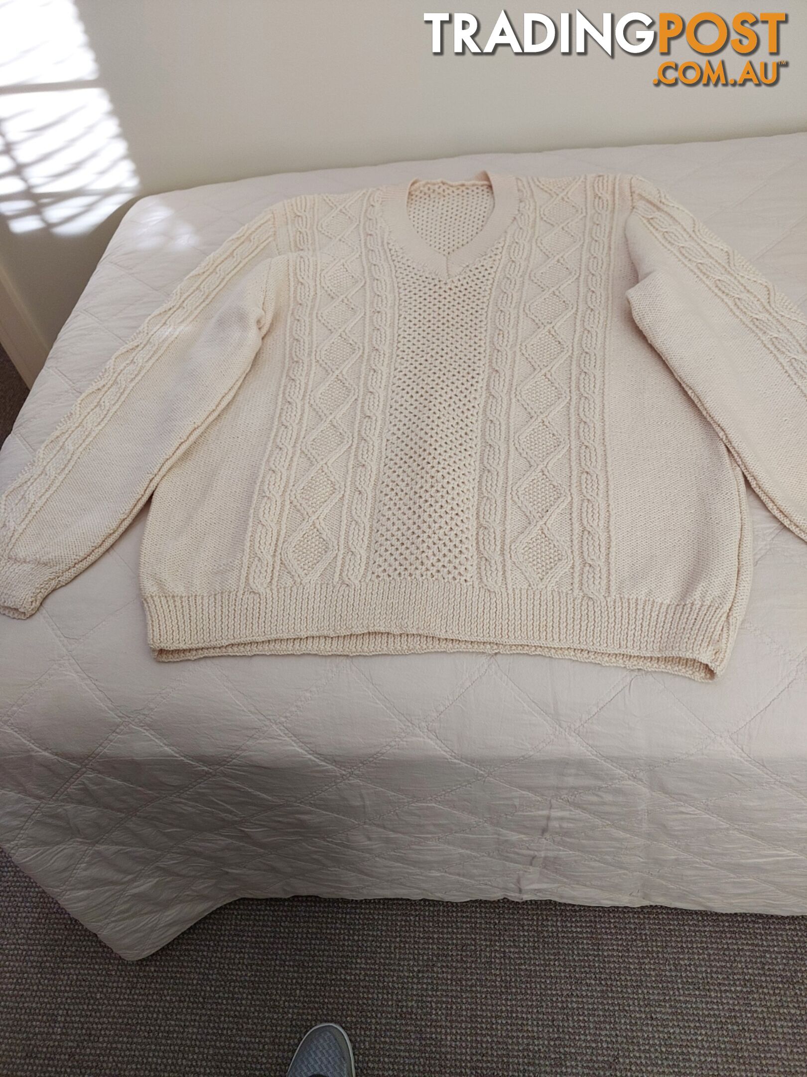 QUALITY HAND KNITTED BIG MEN'S WOOLLEN PATTERNED JUMPER – $80 CASH COLLECT IN MAROUBRA