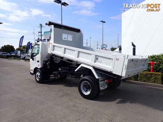 2022 Hino Dutro 917 TIPPER - photo 3 of 26