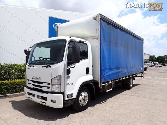 2016 Isuzu FRR 107-210 TAUTLINER