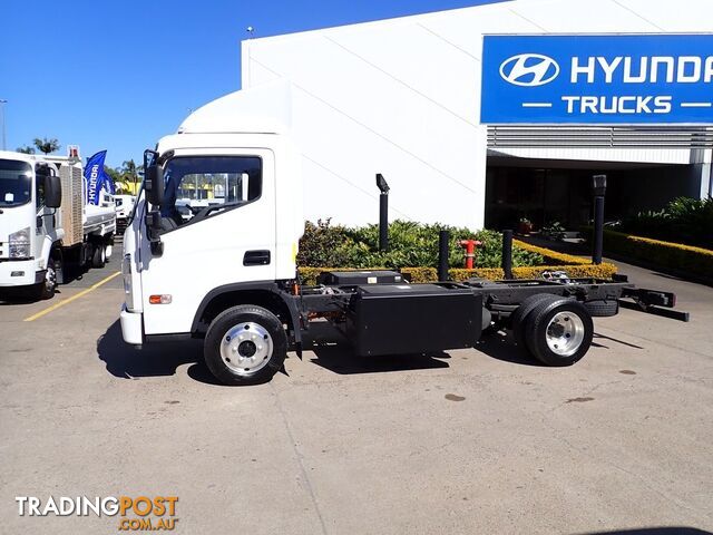 2025 Hyundai Mighty Electric EV CAB CHASSIS - photo 2 of 21