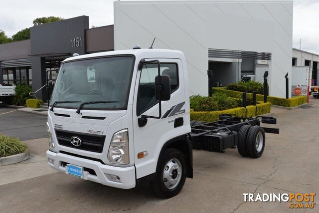 2025 Hyundai EX6 SWB STD|CAB CHASSIS