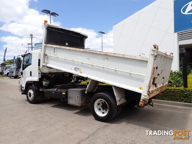 2015 Isuzu FSR 700  TIPPER - photo 3 of 19