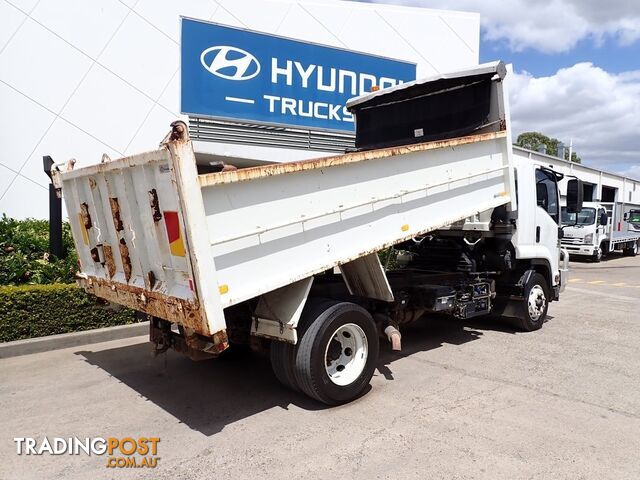 2015 Isuzu FSR 700  TIPPER - photo 5 of 19