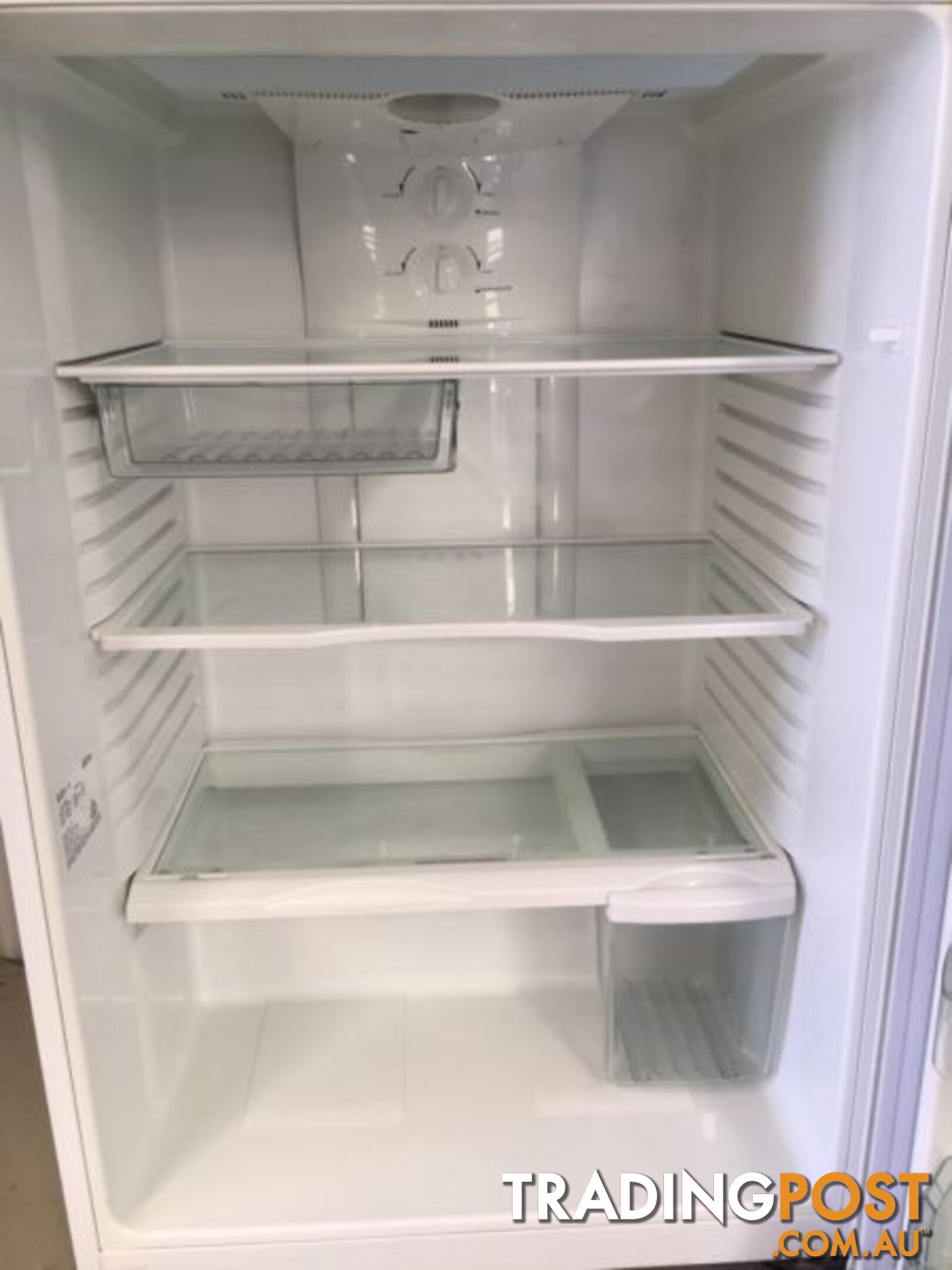 517l Westinghouse fridge freezer DELIVERY WARRANTY