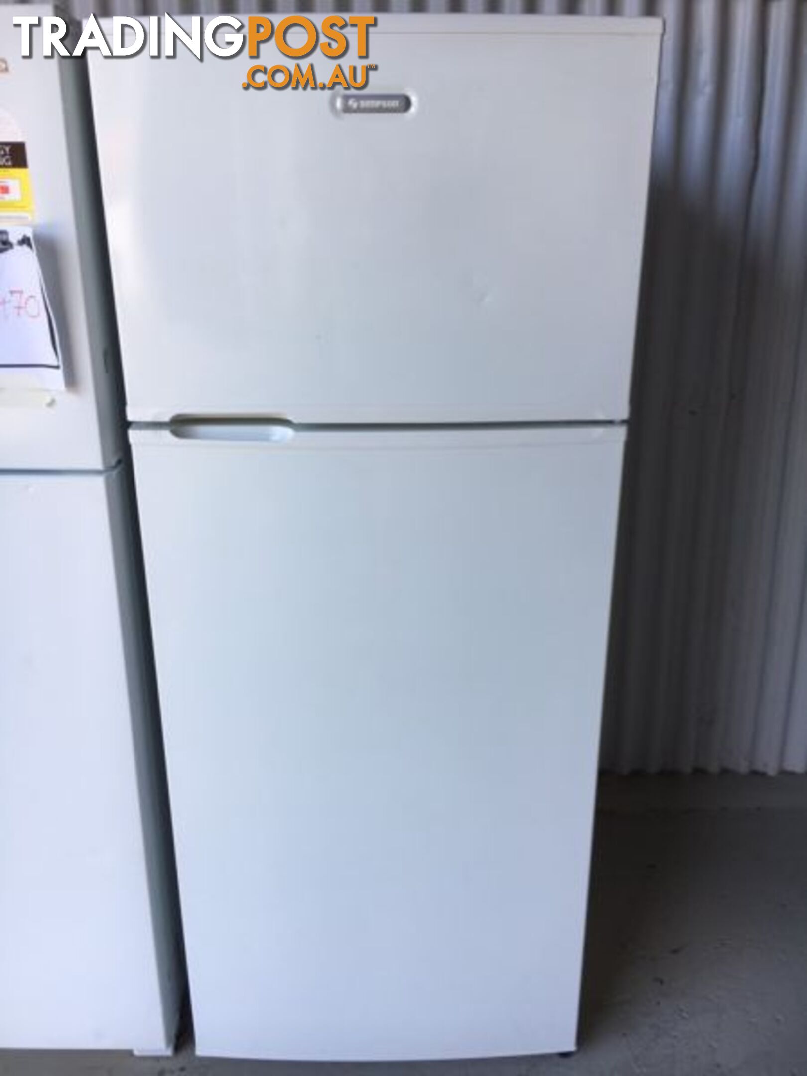 390l Simpson fridge freezer DELIVERY WARRANTY