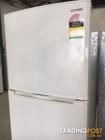 395l Samsung fridge freezer DELIVERY WARRANTY - photo 3 of 8