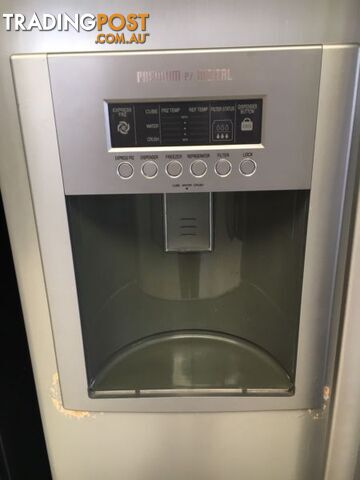 567l Lg side by side DELIVERY WARRANTY - photo 2 of 9