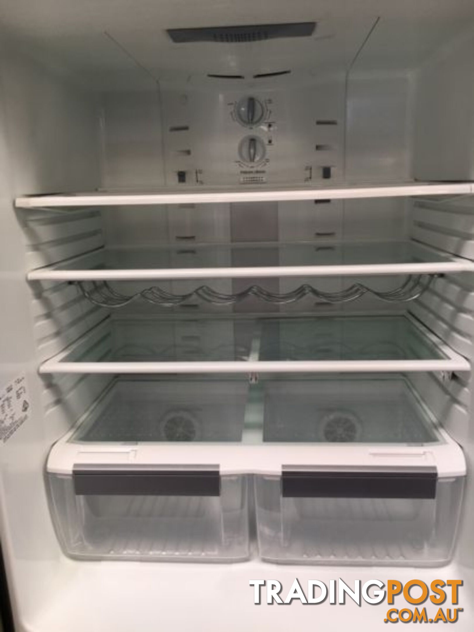 Beautiful 510l Electrolux fridge freezer DELIVERY WARRANTY