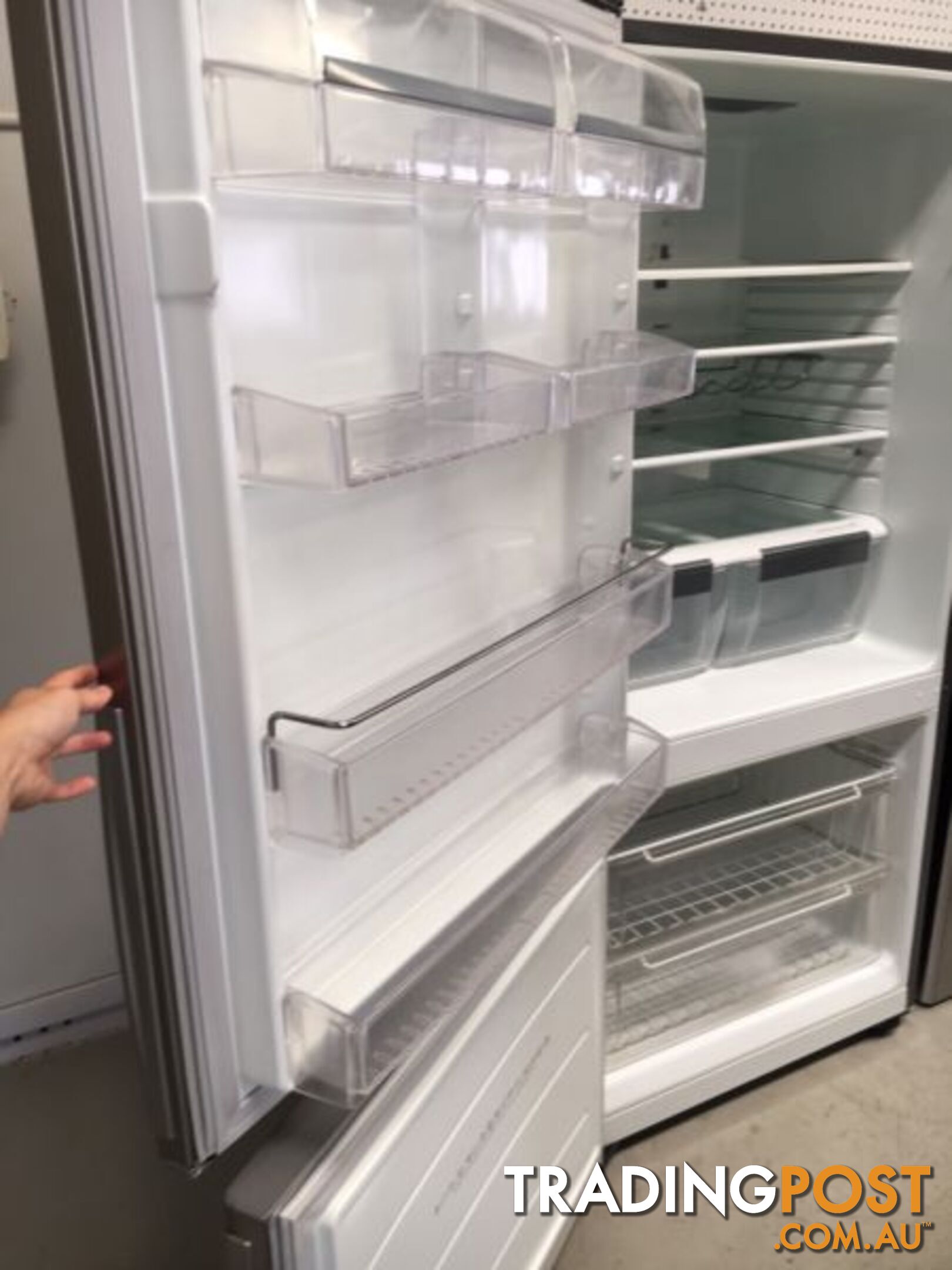 Beautiful 510l Electrolux fridge freezer DELIVERY WARRANTY