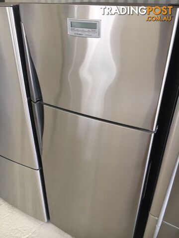 440l Westinghouse fridge freezer DELIVERY WARRANTY