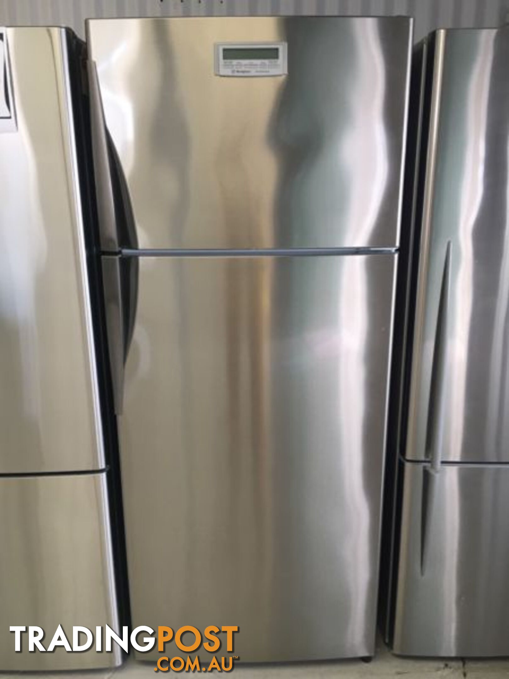 440l Westinghouse fridge freezer DELIVERY WARRANTY