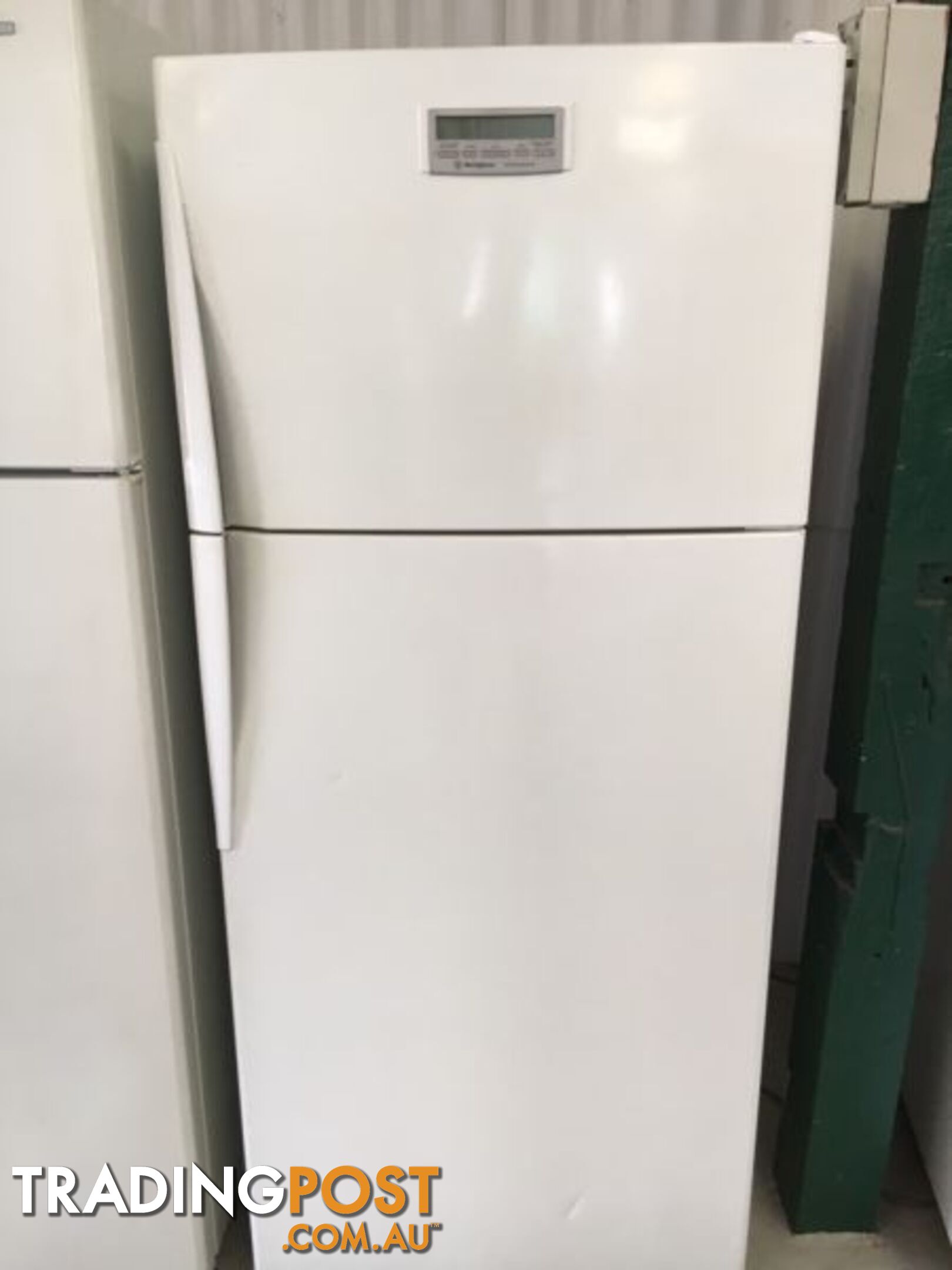 416l Westinghouse fridge freezer DELIVERY WARRANTY