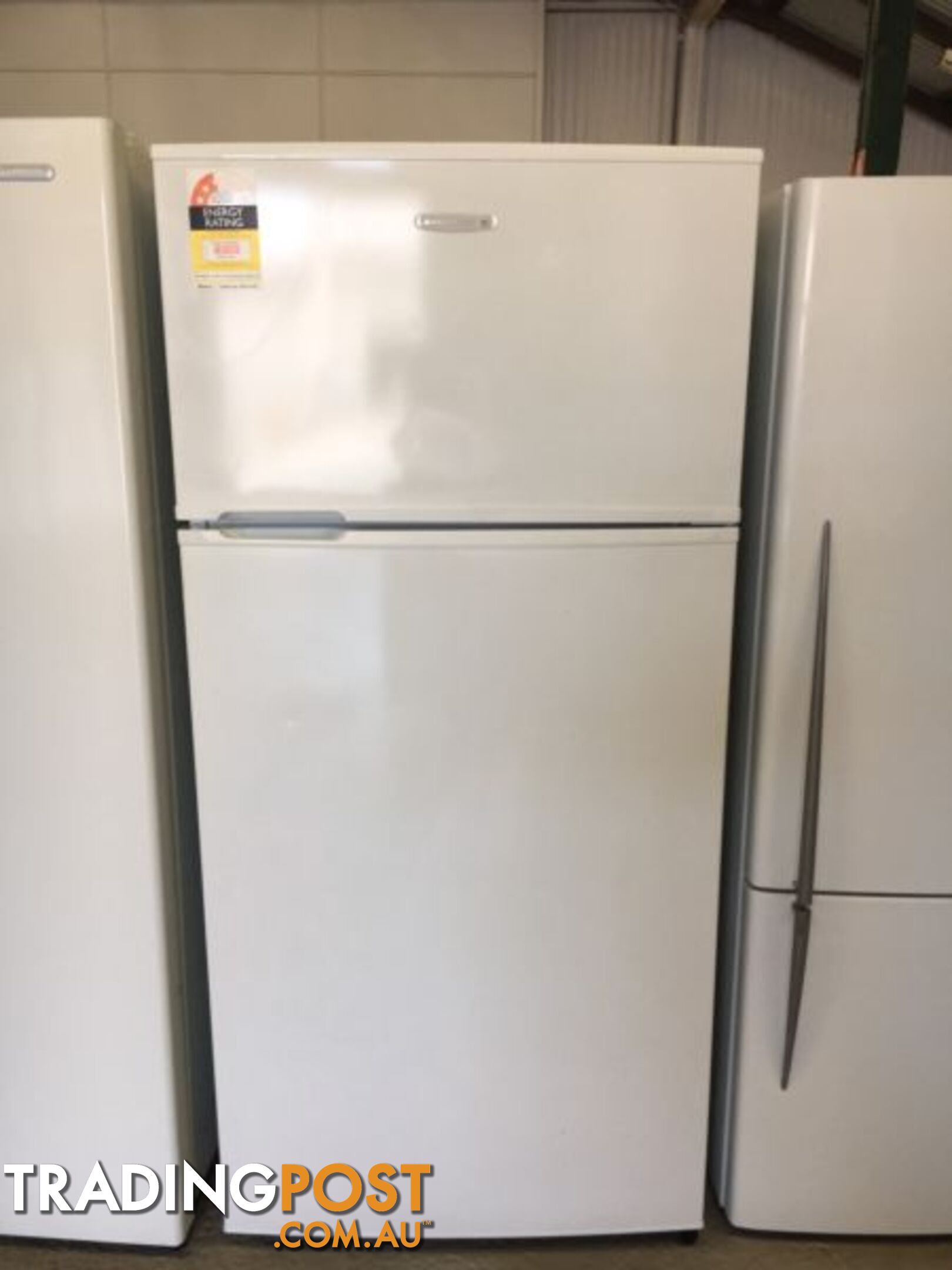 520l Kelvinator fridge freezer