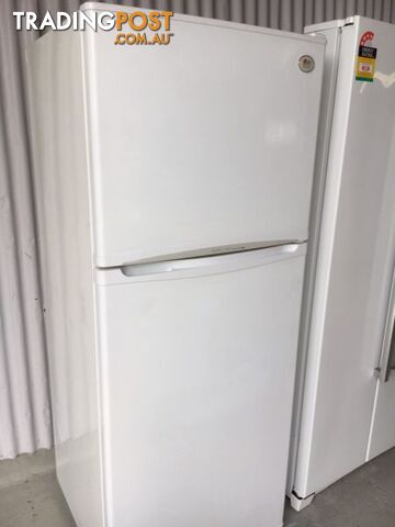 432l Lg fridge freezer DELIVERY WARRANTY