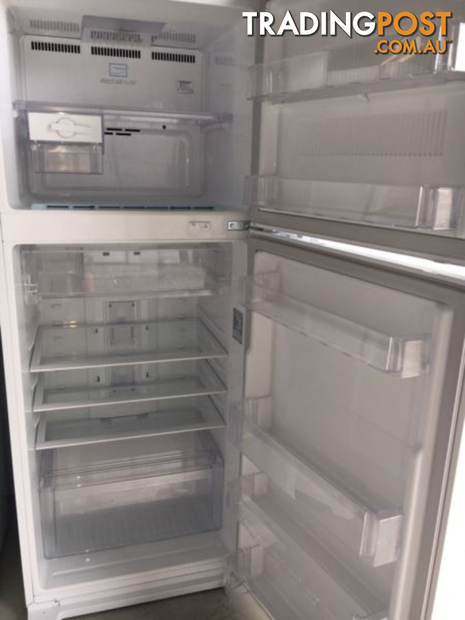 Late model 422l Lg fridge freezer DELIVERY WARRANTY