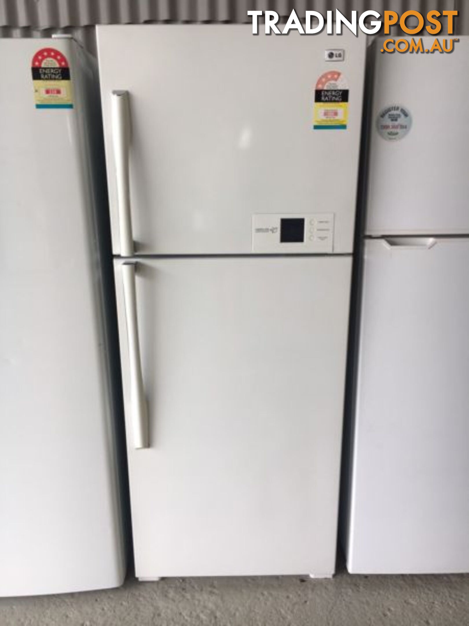 Late model 422l Lg fridge freezer DELIVERY WARRANTY