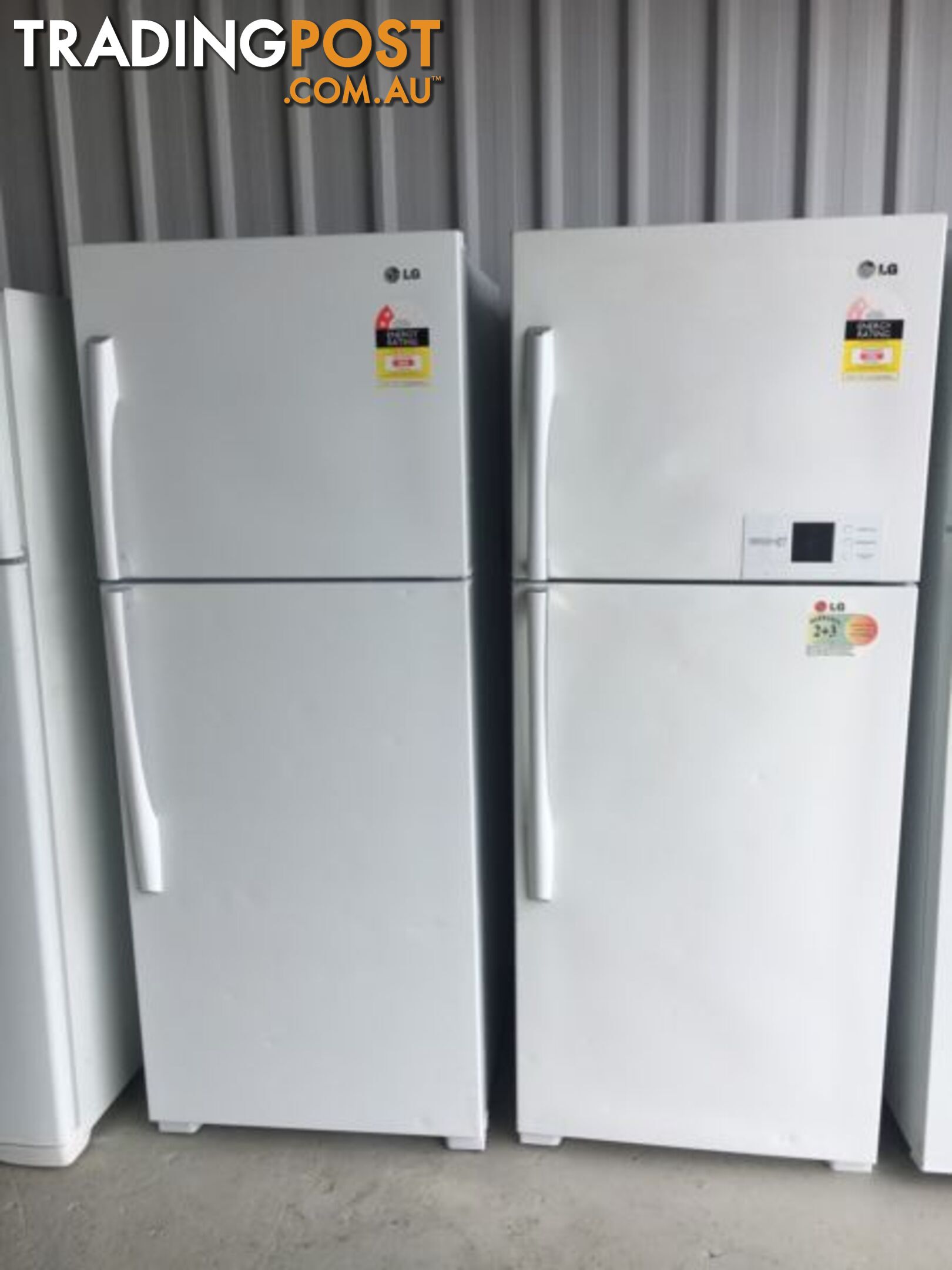 Late model 422l Lg fridge freezer DELIVERY WARRANTY