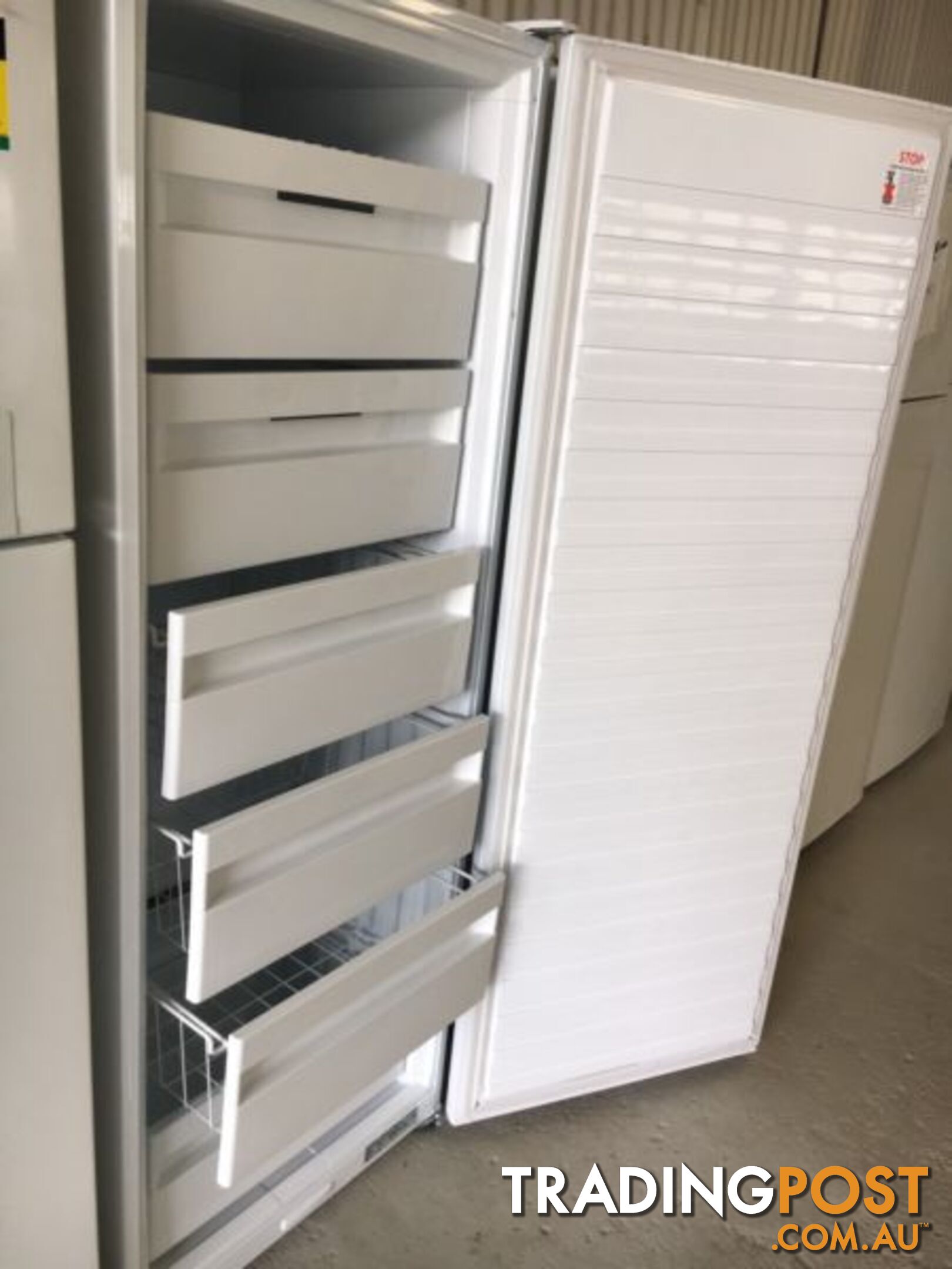 389l Fisher&Paykel upright freezer DELIVERY WARRANTY