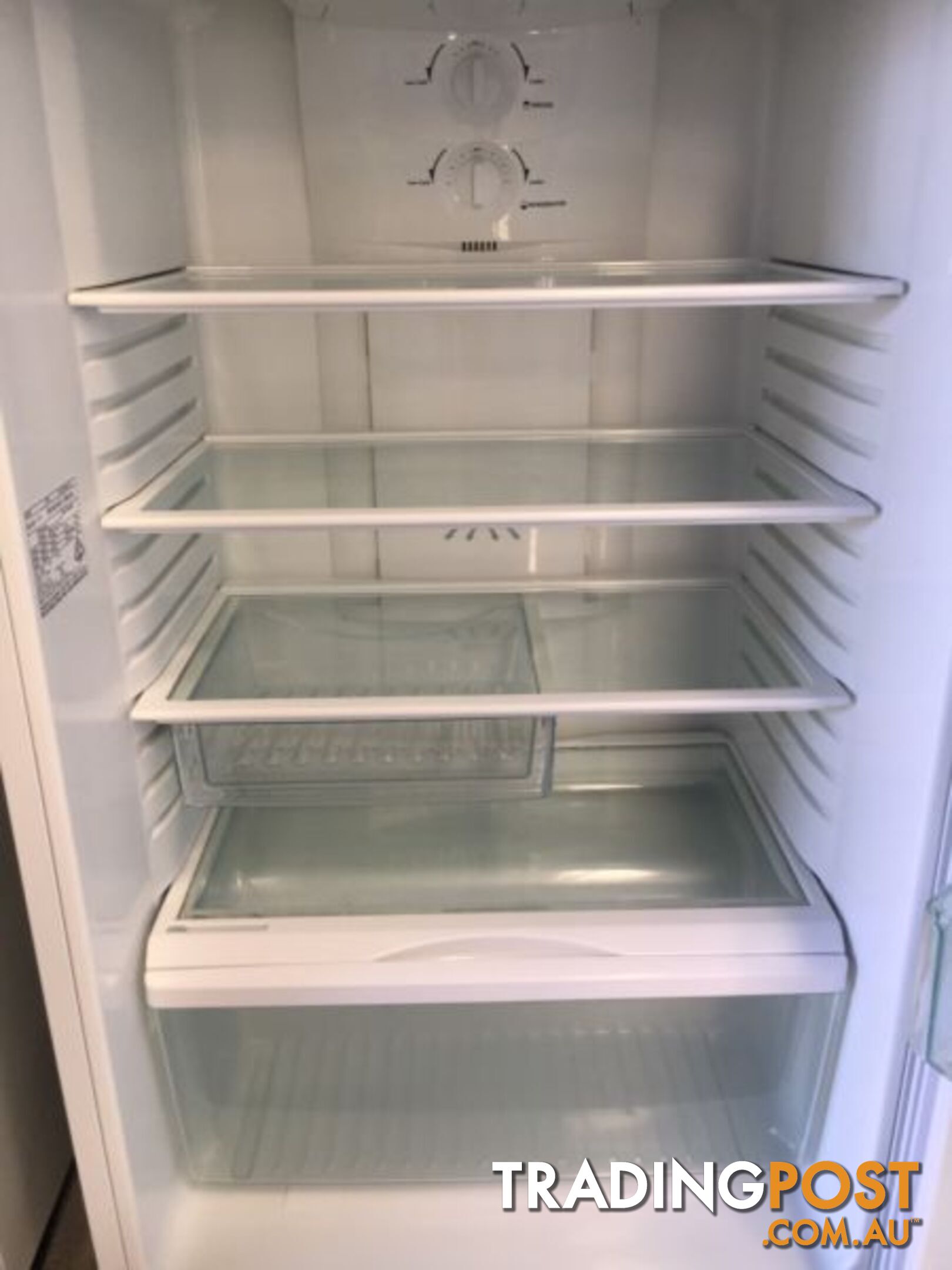 390l Westinghouse fridge freezer DELIVERY WARRANTY