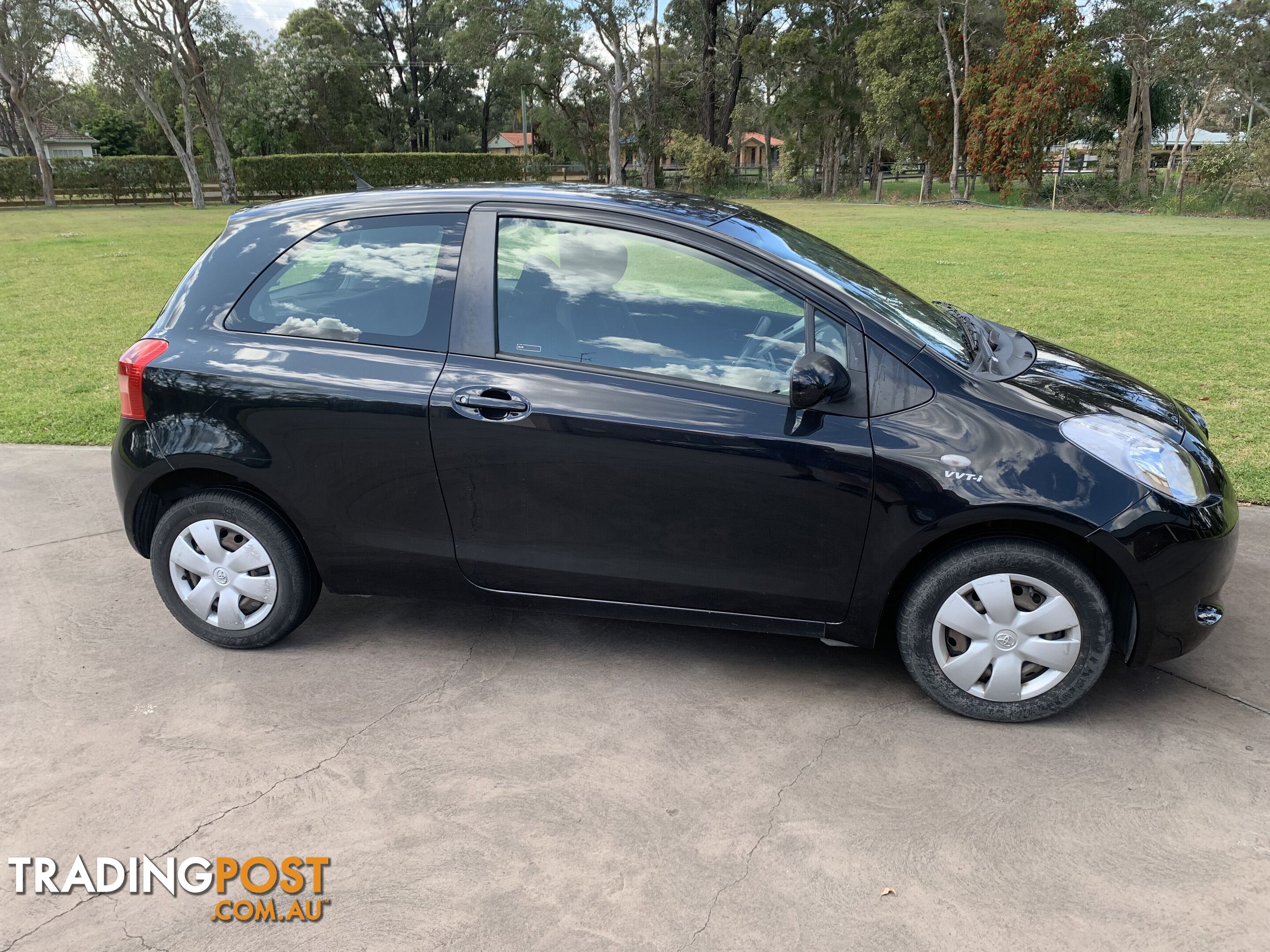 Toyota Yaris YR Manual