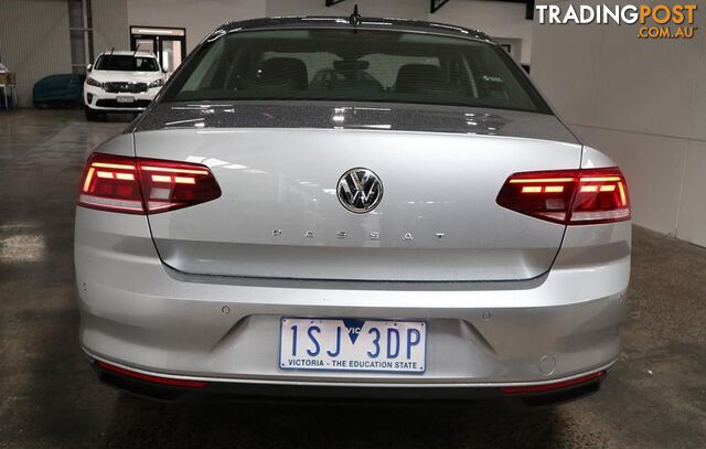 2020 Volkswagen Passat 140TSI Business  Sedan - photo 4 of 34