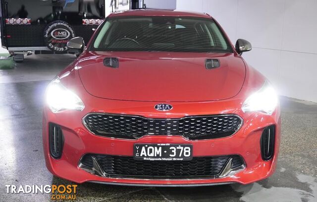 2017 Kia Stinger 330Si Sedan - photo 2 of 34