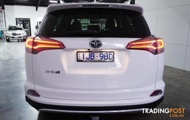 2017 Toyota RAV4 GXL  SUV - photo 4 of 27