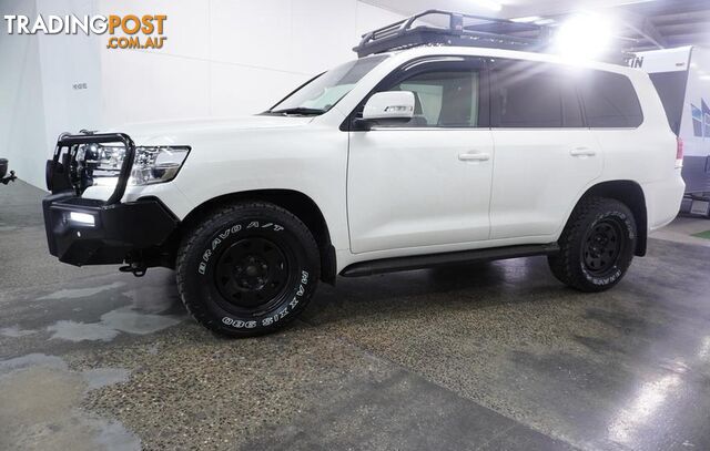 2017 Toyota Landcruiser VX SUV - photo 3 of 38