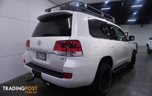 2017 Toyota Landcruiser VX  SUV - photo 5 of 38