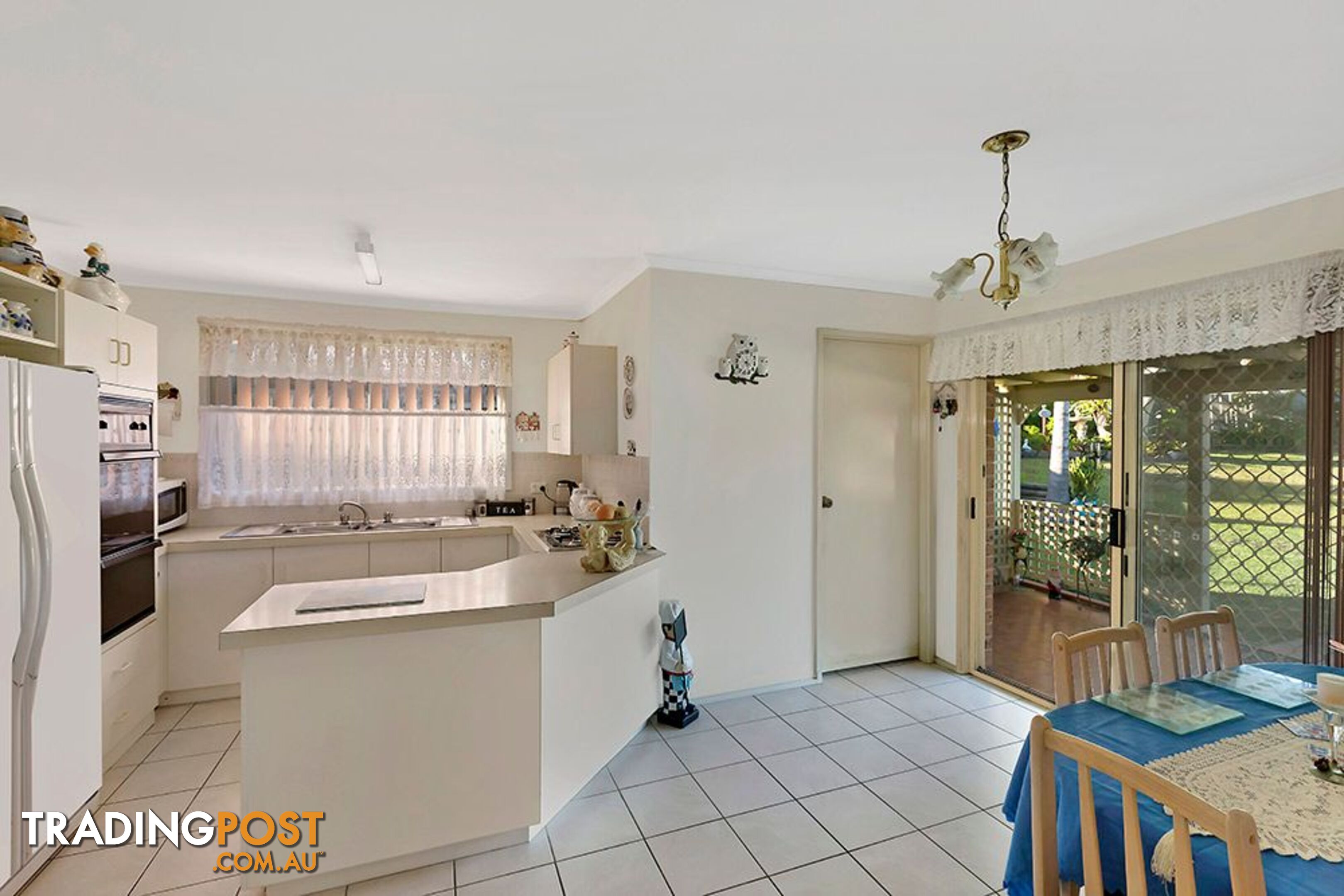 24 Bolton Street BATEAU BAY NSW 2261