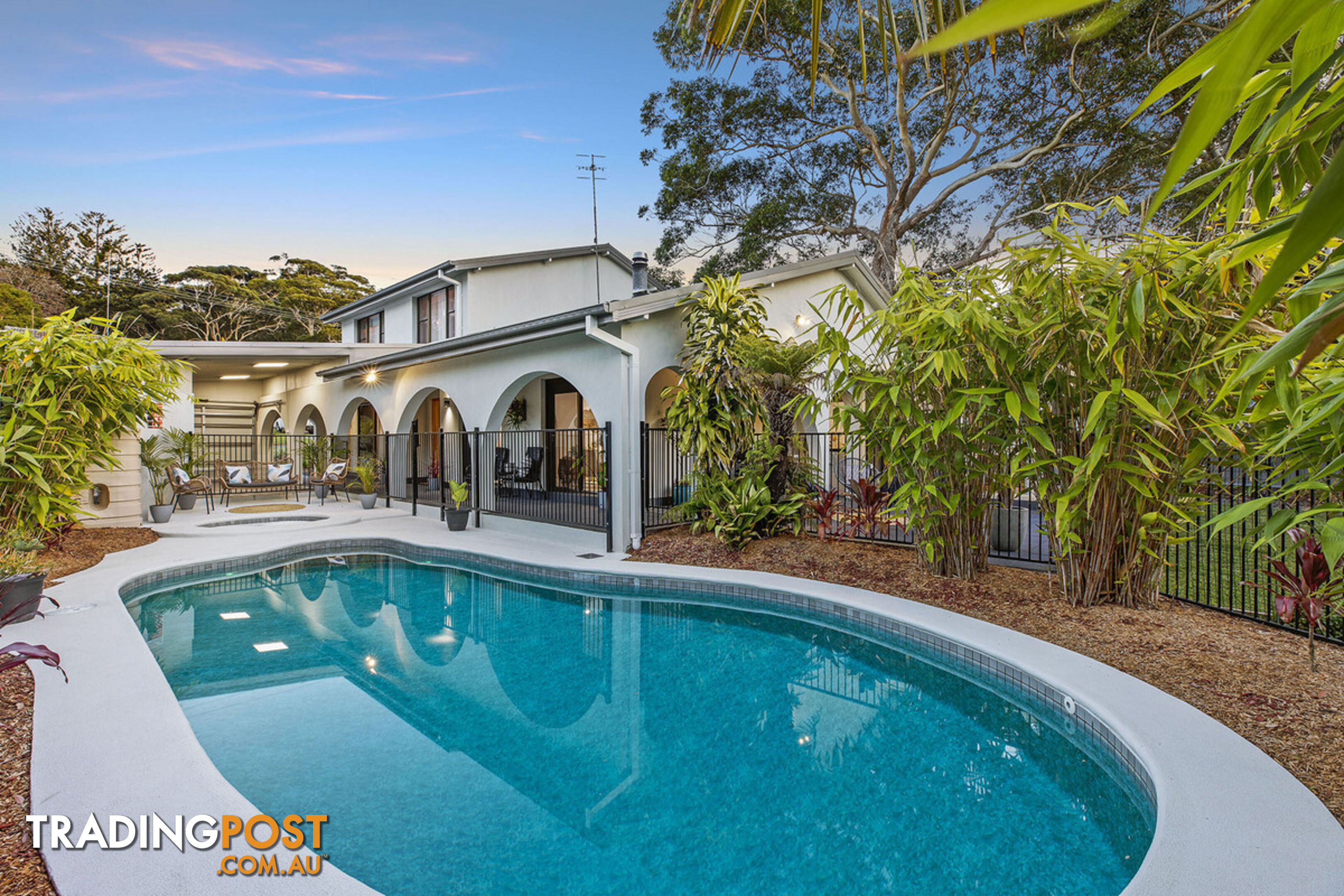 10 Yulong Street BATEAU BAY nsw 2261