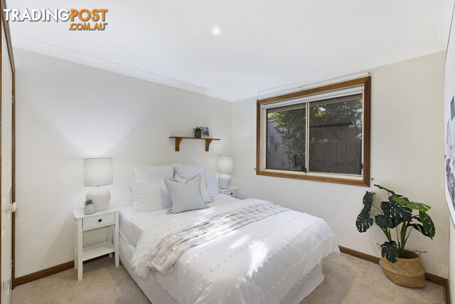 17 Epsom Place BATEAU BAY NSW 2261