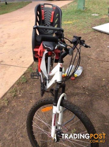 Diamondback ds outlook mountain bike with baby seat - photo 3 of 5