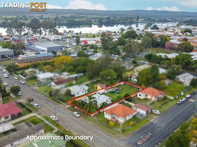 16 Boyce Street TAREE NSW 2430