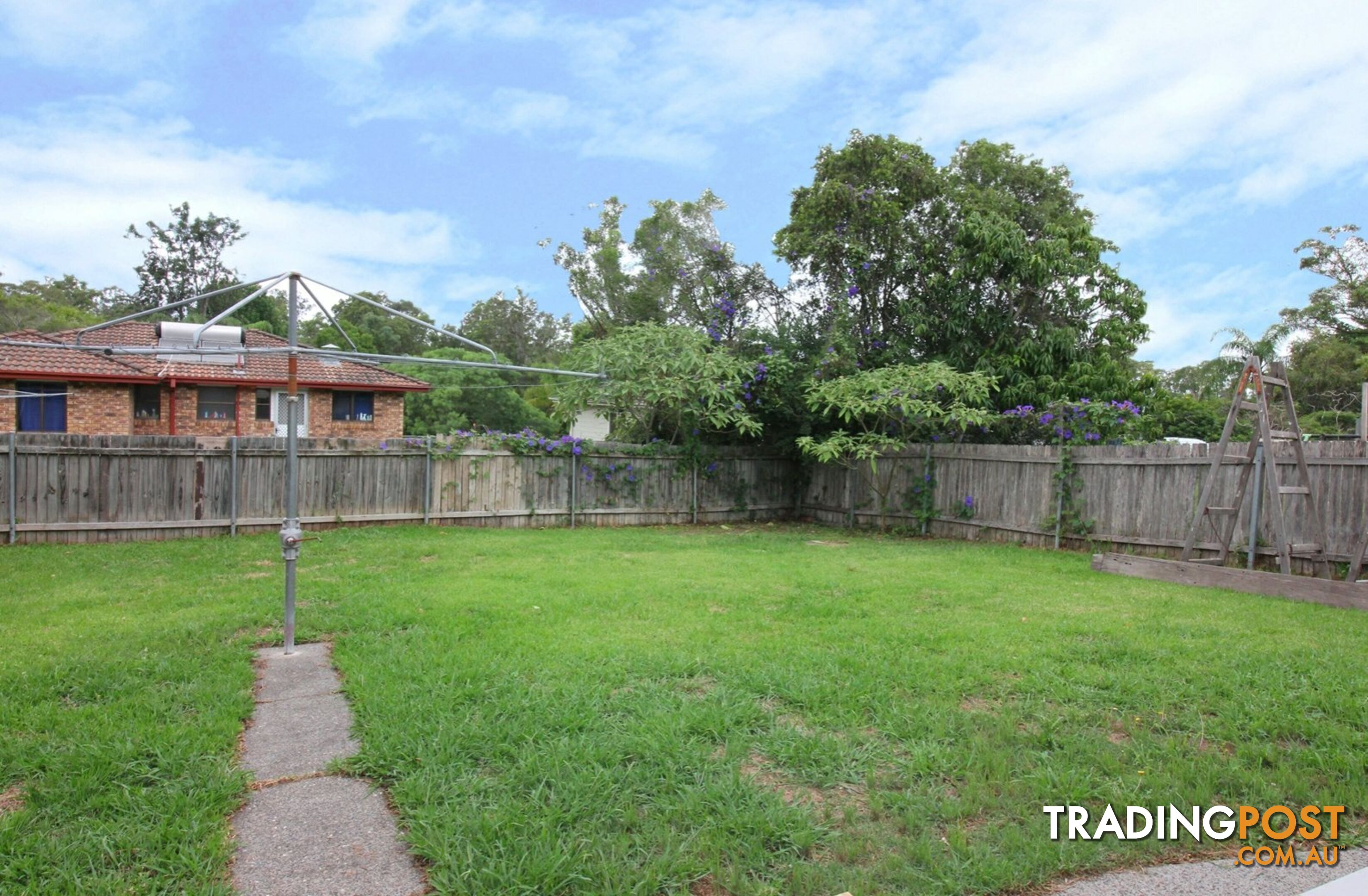 13 Deakin Crescent TAREE NSW 2430