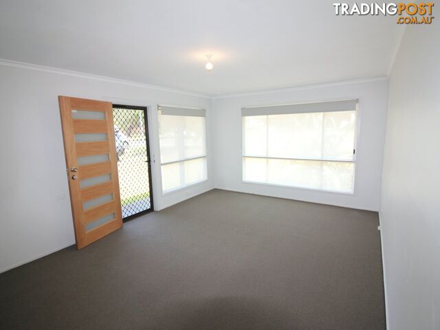 13 Deakin Crescent TAREE NSW 2430