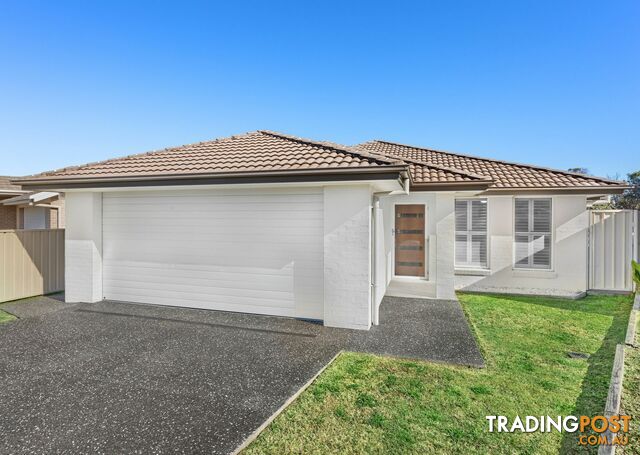 4 Stirling Place TAREE NSW 2430