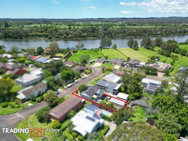 4 West End Avenue TAREE NSW 2430