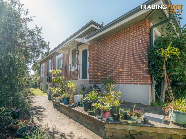 22 Commerce Street TAREE NSW 2430