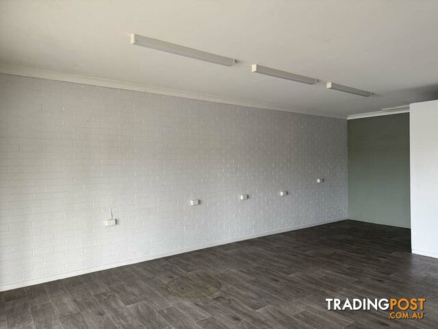 Shop 1/2A Winton Avenue TAREE NSW 2430 - photo 3 of 4