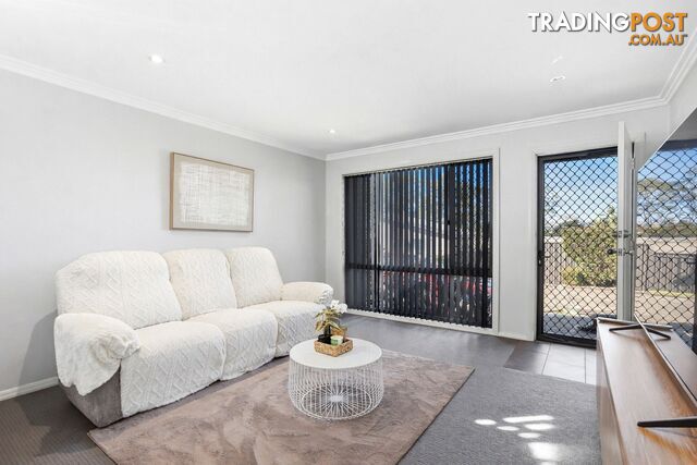 4/103 Commerce Street TAREE NSW 2430 - photo 2 of 12